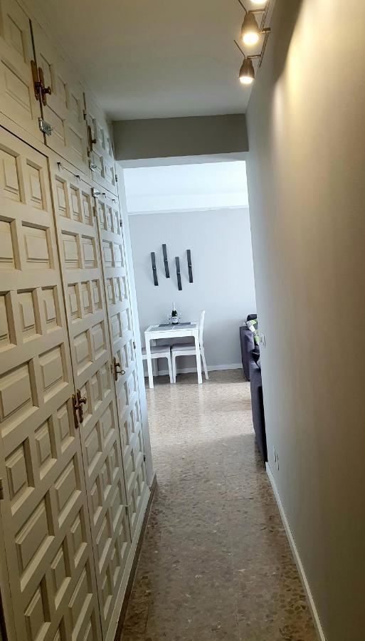 Apartamentos Los Condores Torremolinos Bagian luar foto