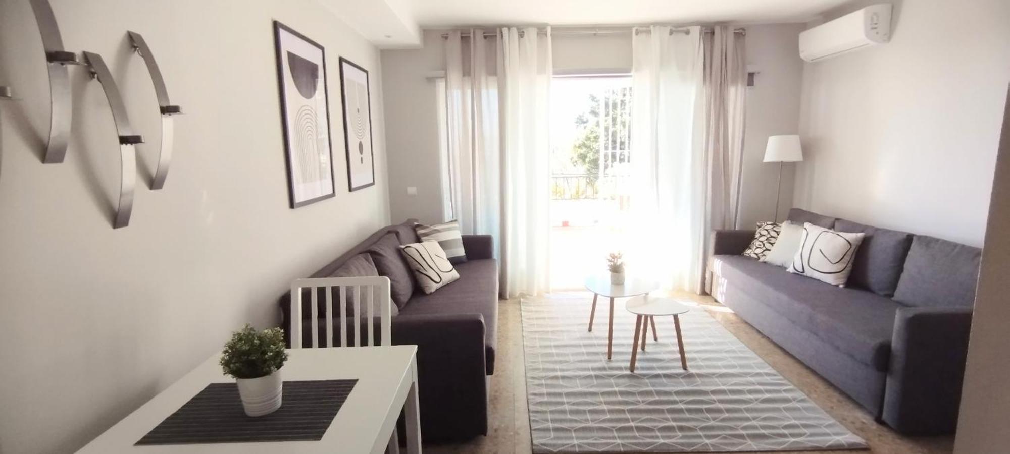 Apartamentos Los Condores Torremolinos Bagian luar foto